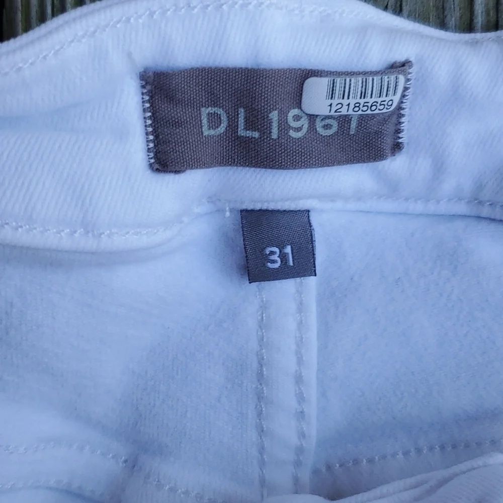 DL1961 white denim Mini skirt 31